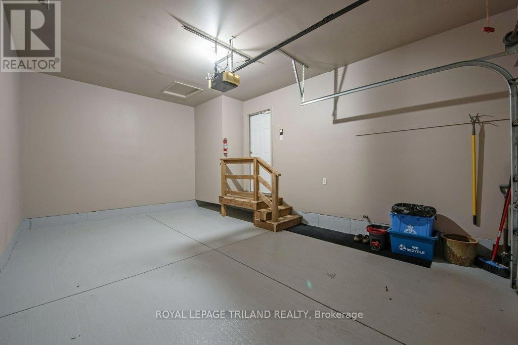1 - 87 DONKER DRIVE Image 30