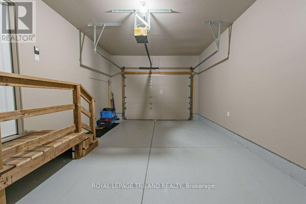1 - 87 DONKER DRIVE Image 31