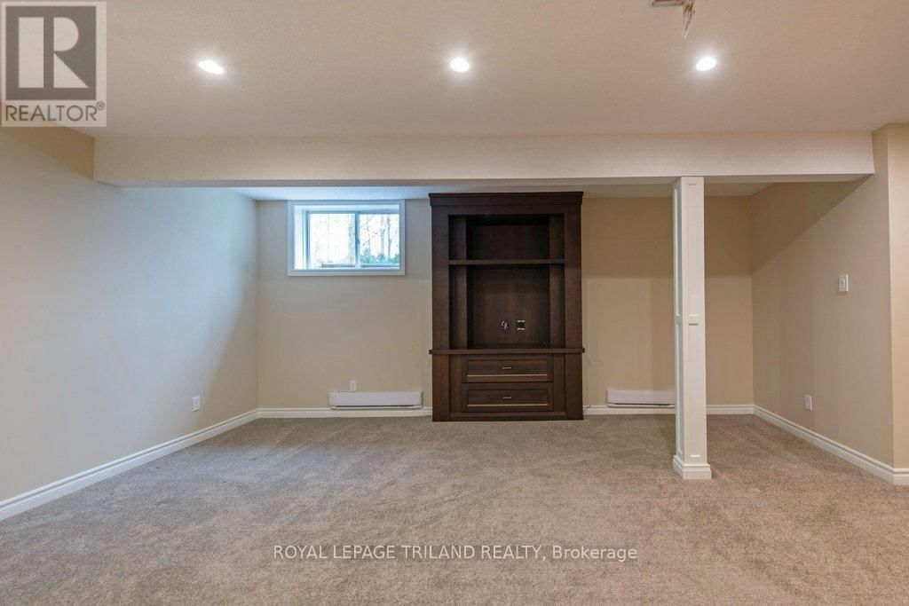 1 - 87 DONKER DRIVE Image 35