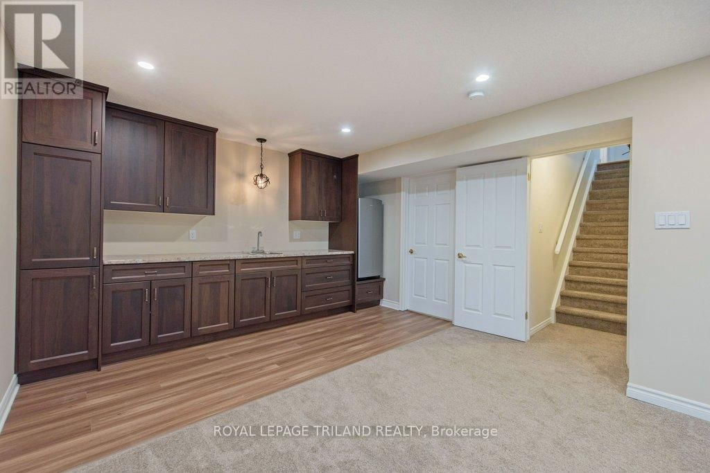 1 - 87 DONKER DRIVE Image 38