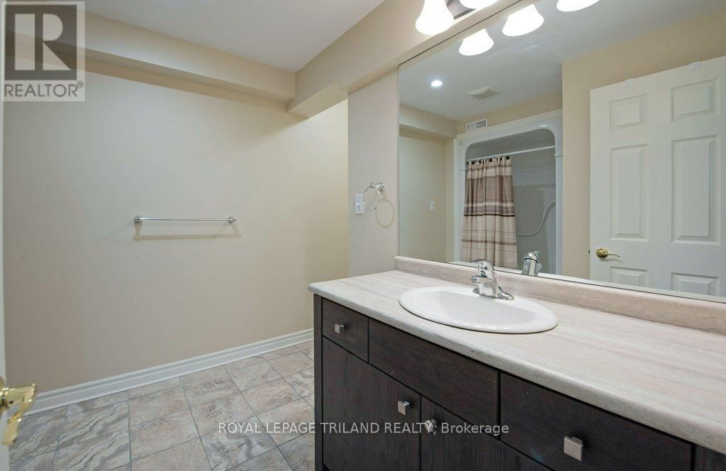 1 - 87 DONKER DRIVE Image 41