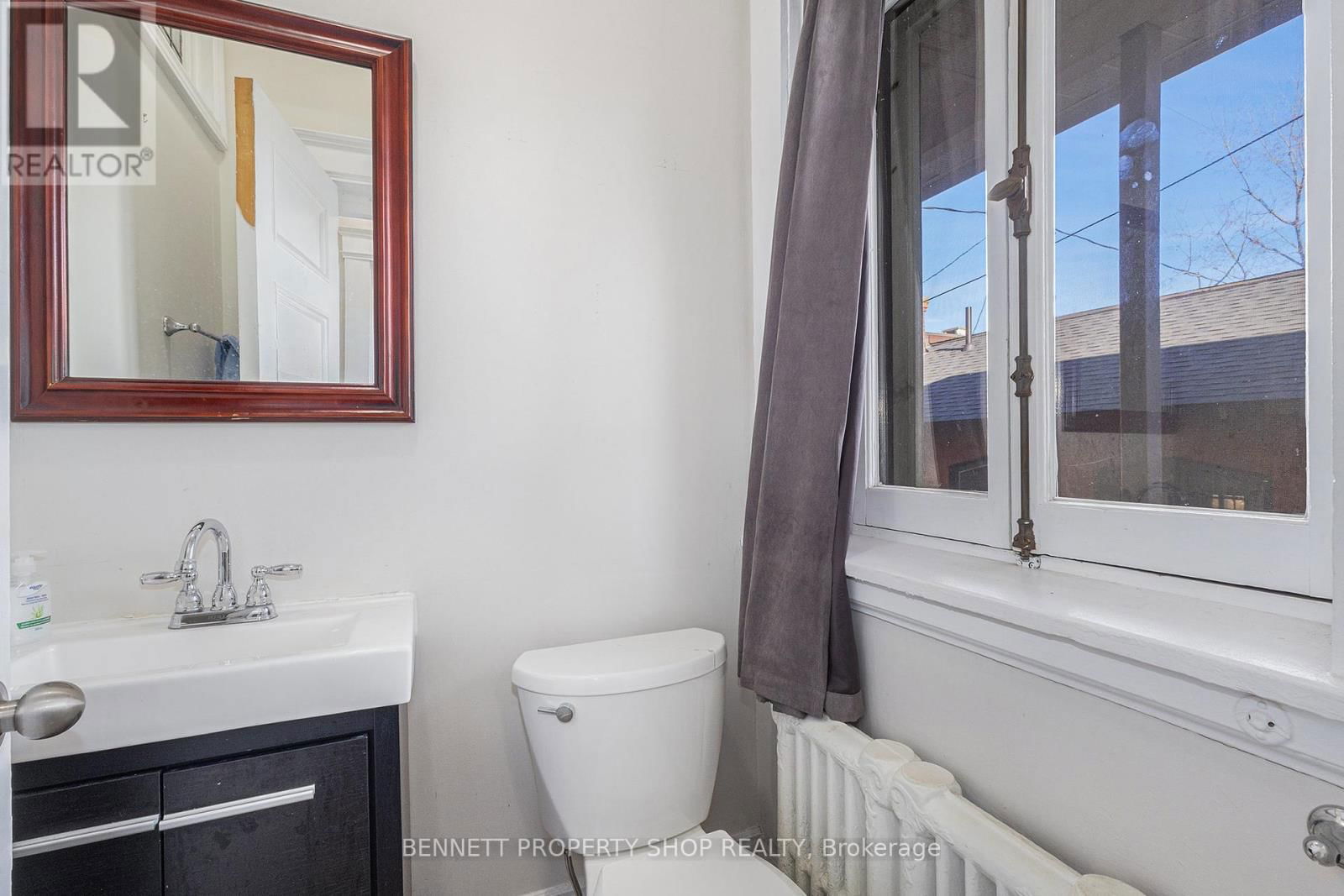 17 MARLBOROUGH AVENUE Image 11