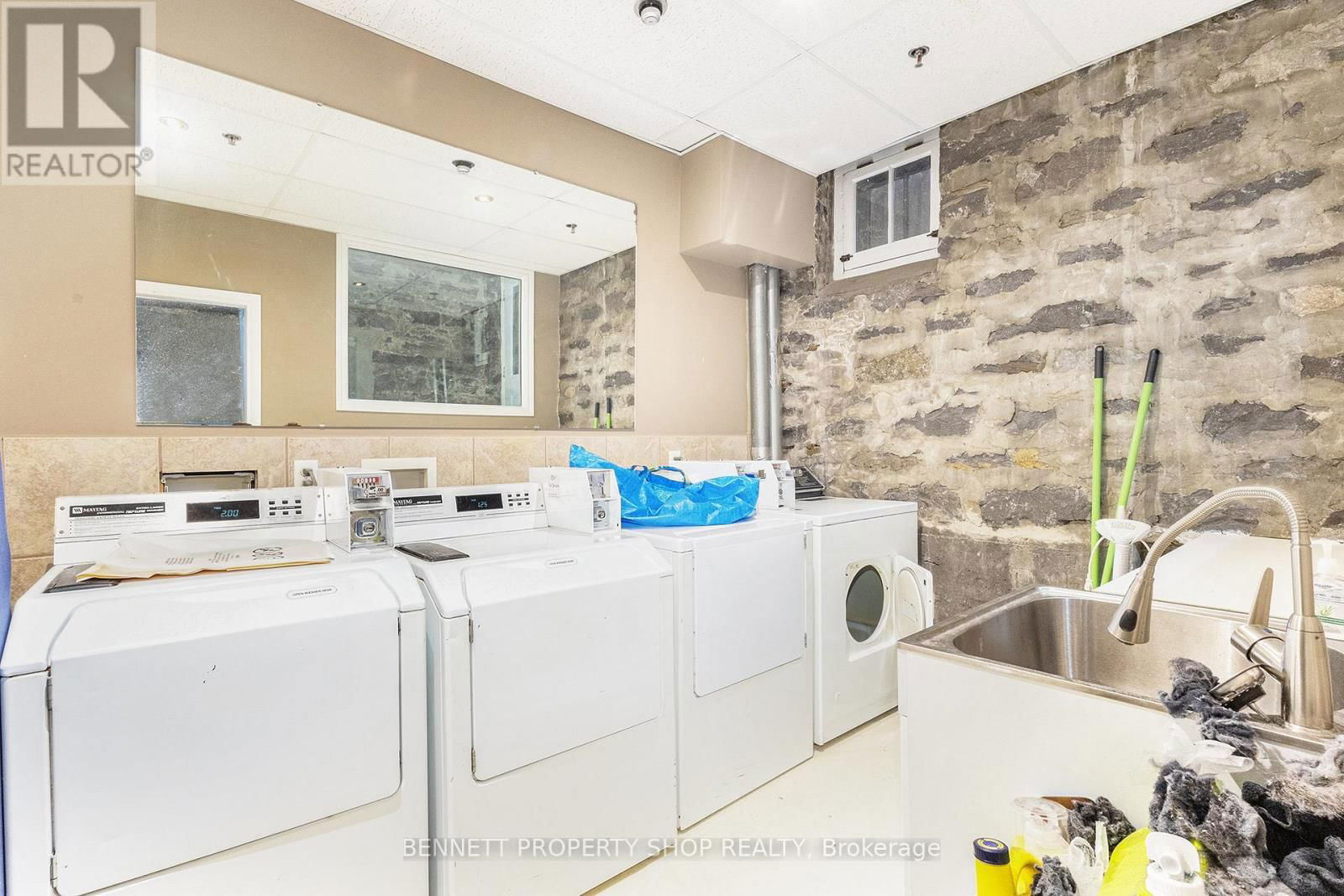 17 MARLBOROUGH AVENUE Image 17
