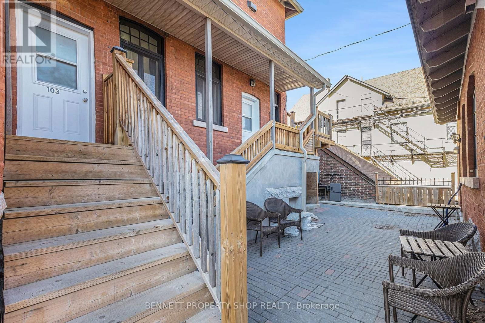 17 MARLBOROUGH AVENUE Image 19