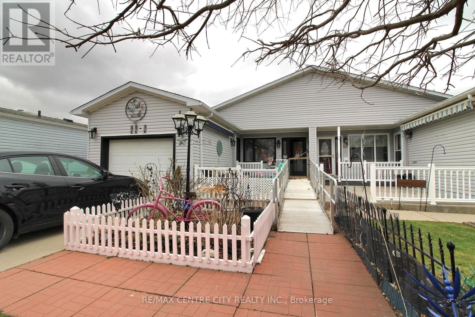 11 STEWART STREET Image 1