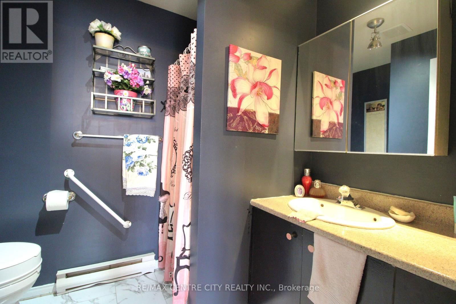 11 STEWART STREET Image 20