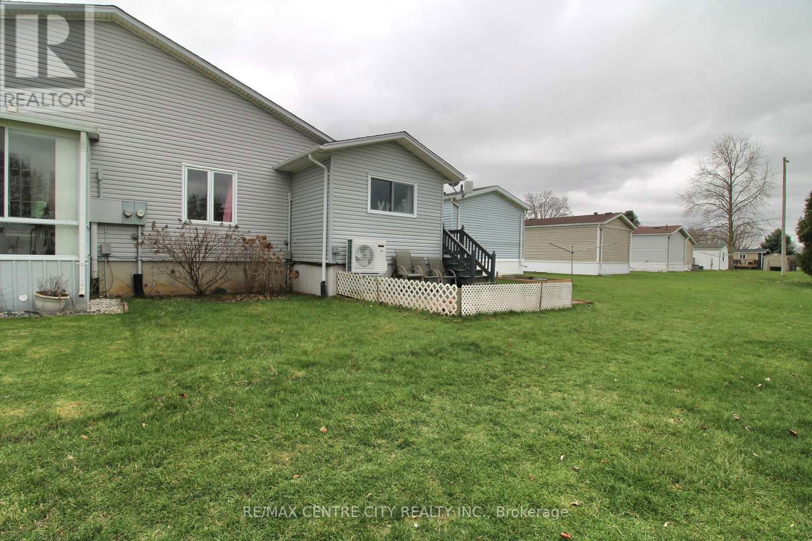 11 STEWART STREET Image 27
