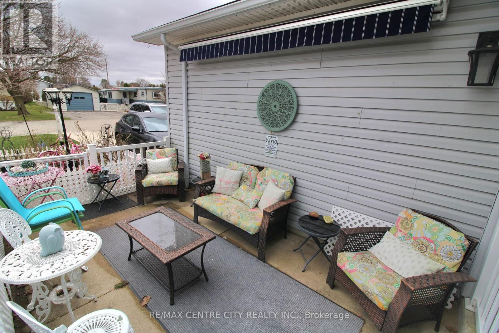11 STEWART STREET Image 5
