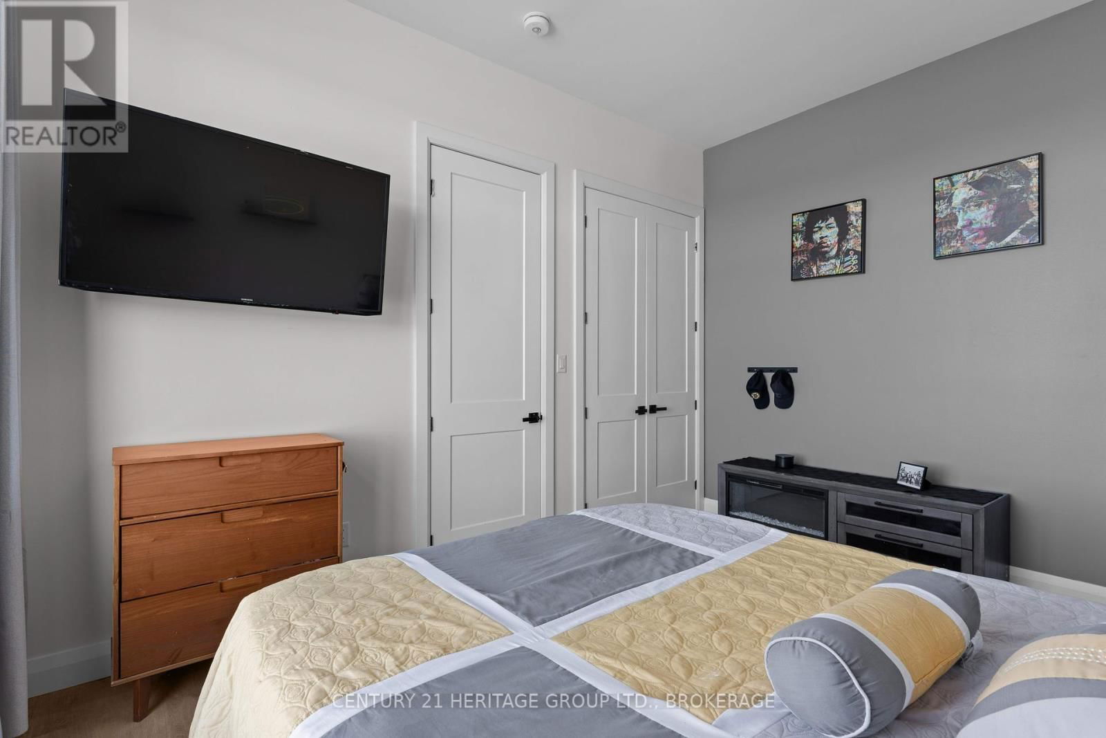 245 MANN DRIVE Image 43