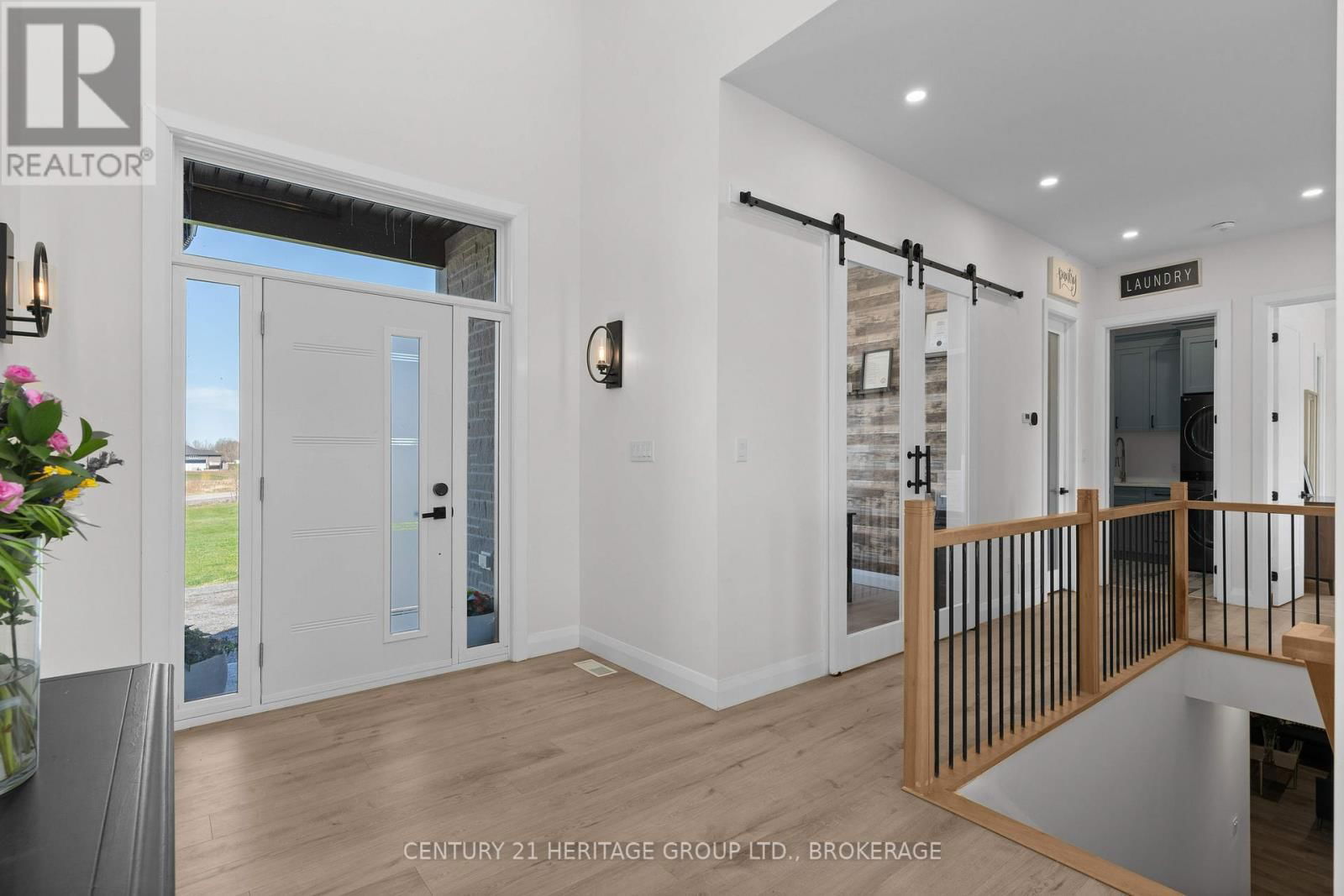 245 MANN DRIVE Image 6