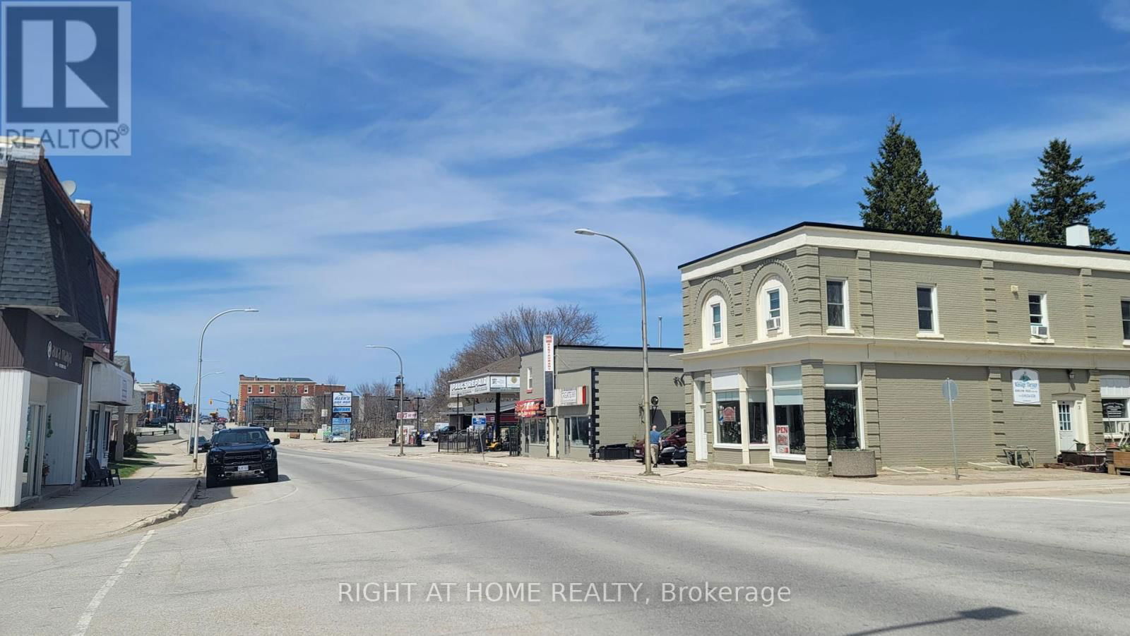 52 SYKES STREET SOUTH Image 19