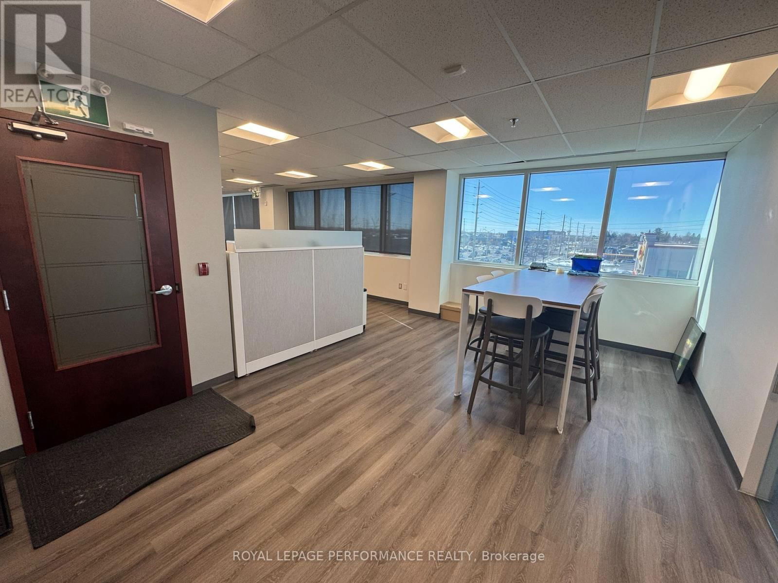301 - 4473 INNES ROAD Image 13