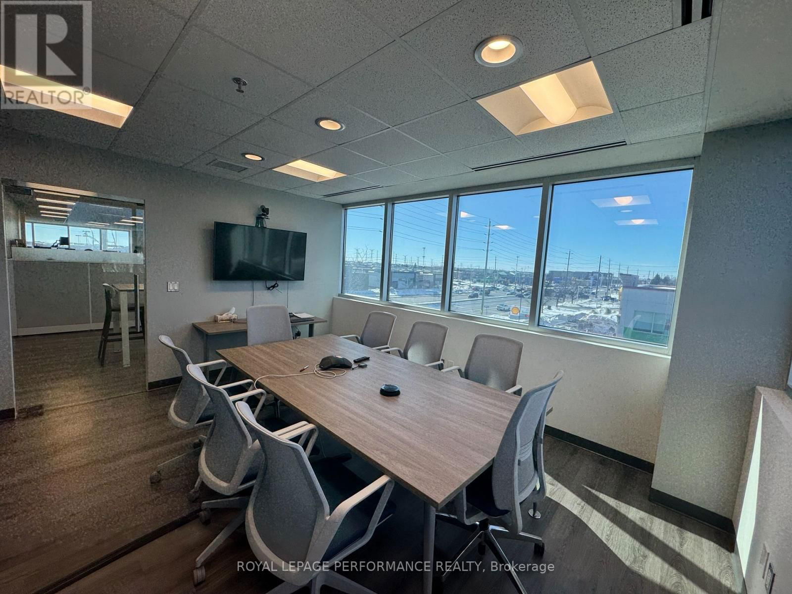 301 - 4473 INNES ROAD Image 15