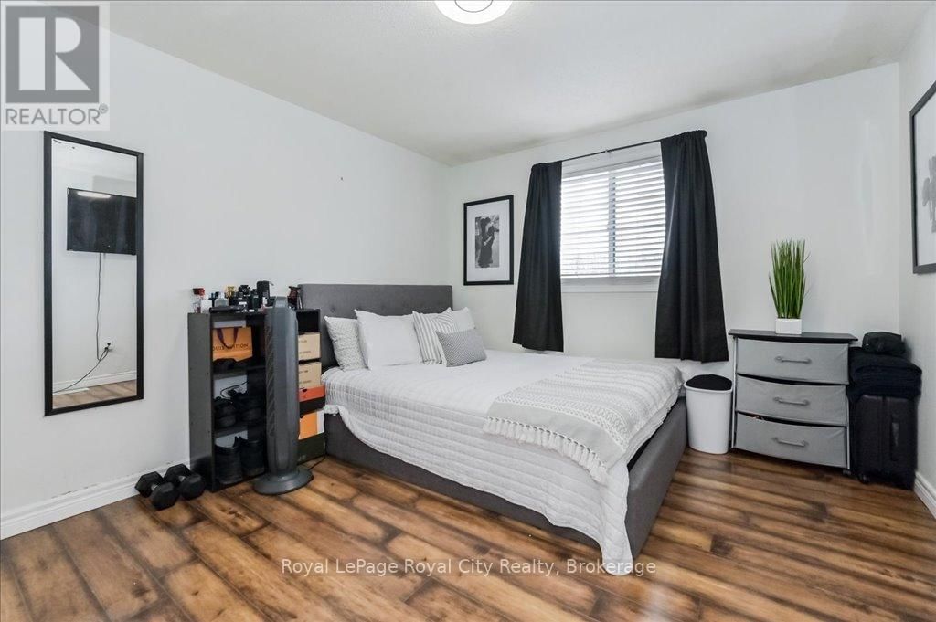 164 TAIT CRESCENT Image 15