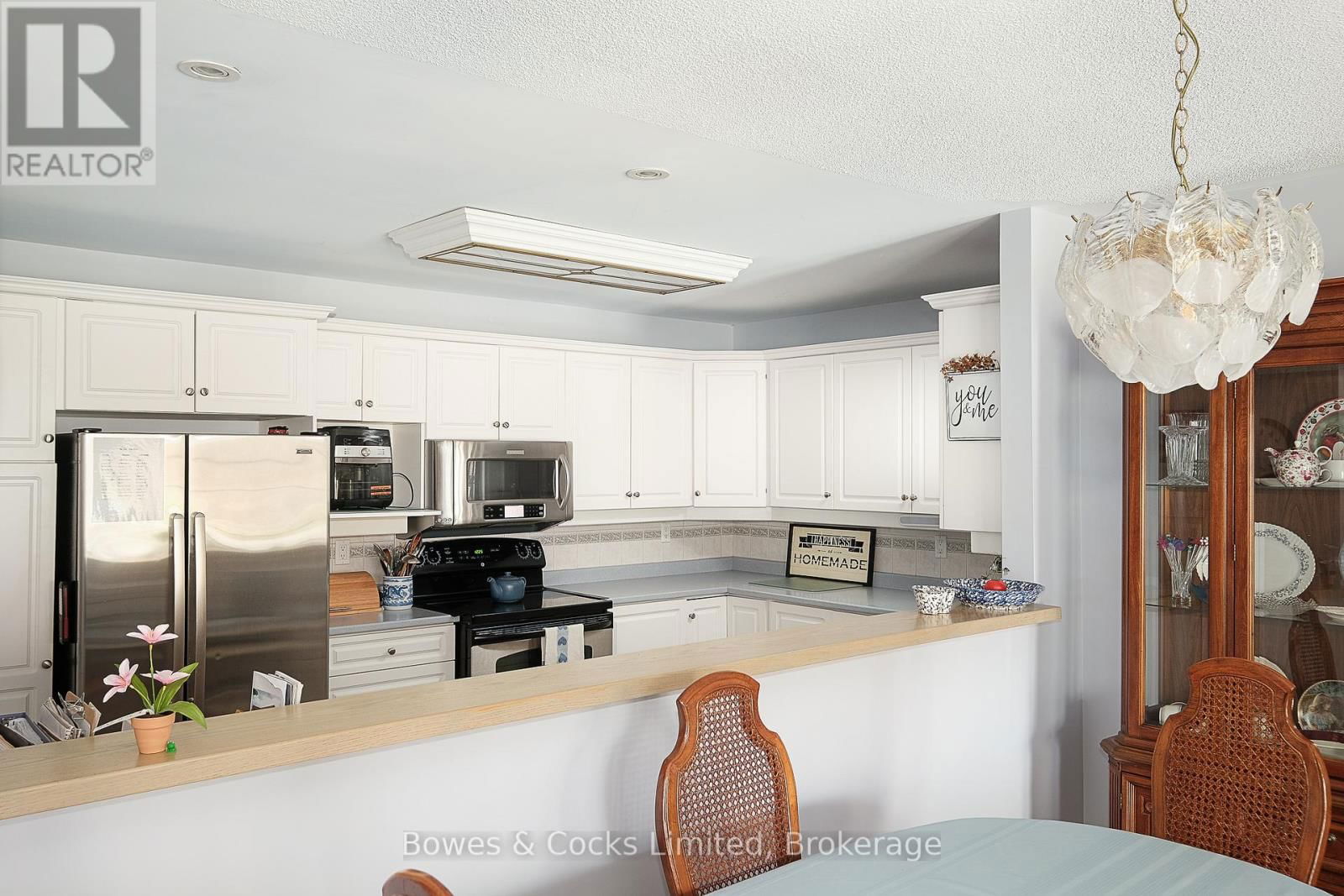 12 - 699 WHITAKER STREET Image 10