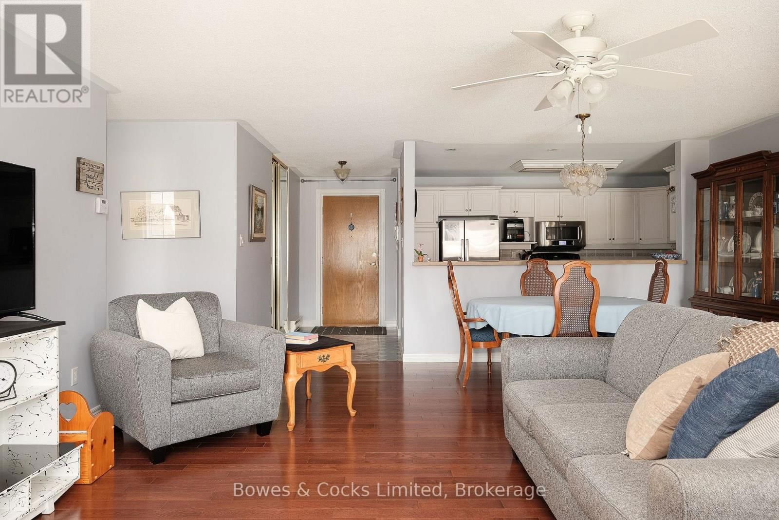 12 - 699 WHITAKER STREET Image 3