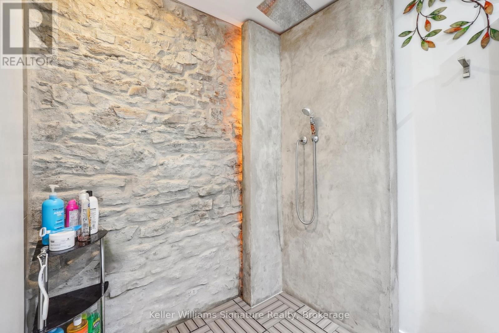 41 SPRING STREET Image 35