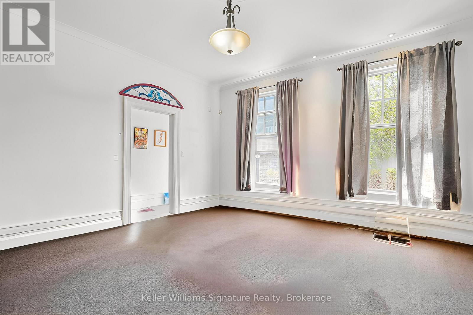 41 SPRING STREET Image 4