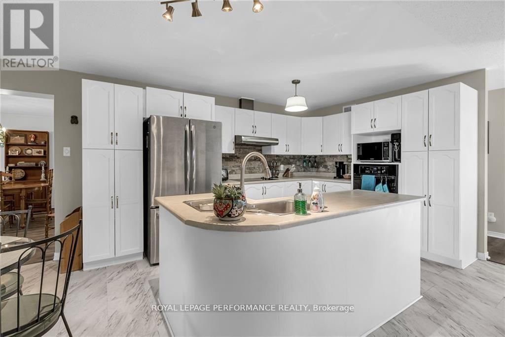 6232 DALTON COURT Image 10