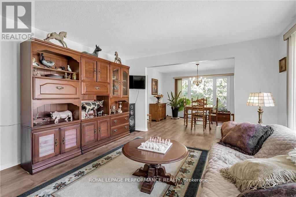 6232 DALTON COURT Image 22