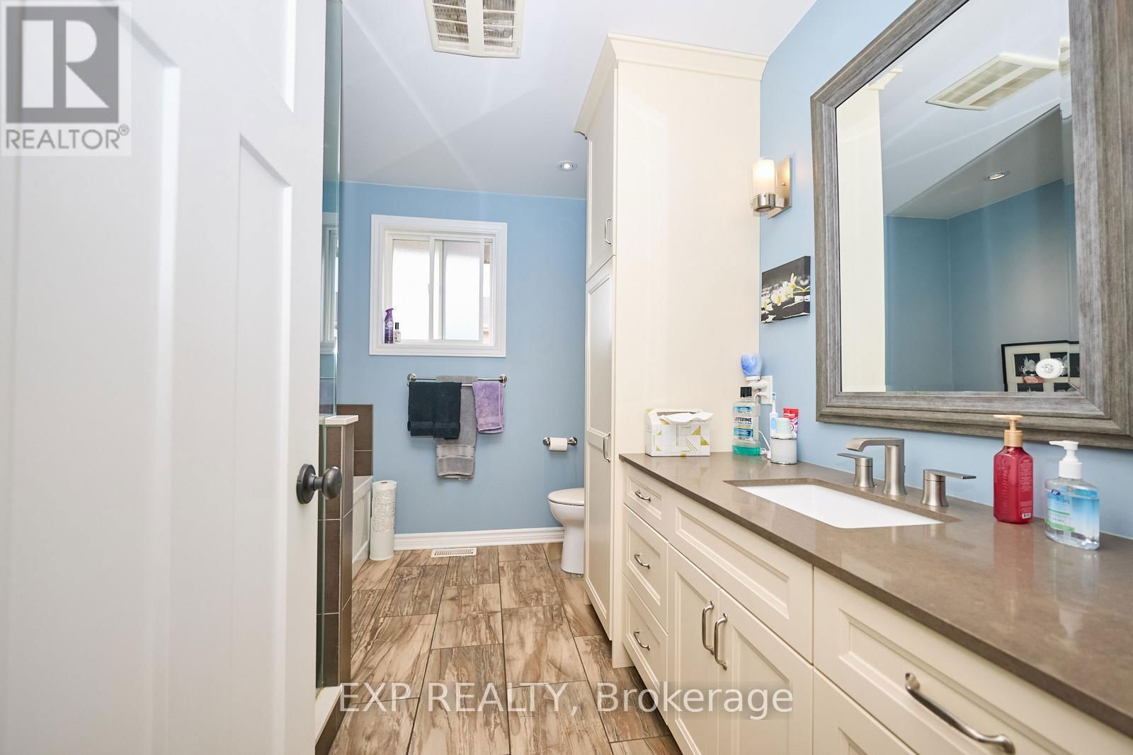 765 GRANDVIEW ROAD Image 16
