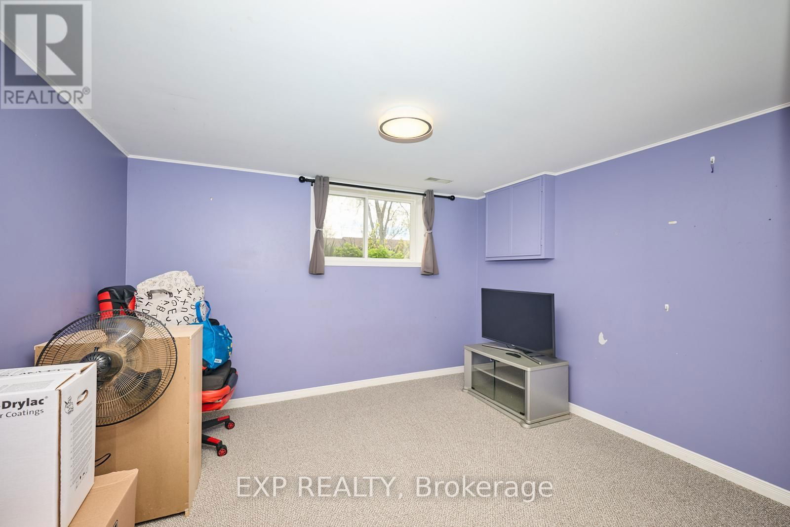 765 GRANDVIEW ROAD Image 24