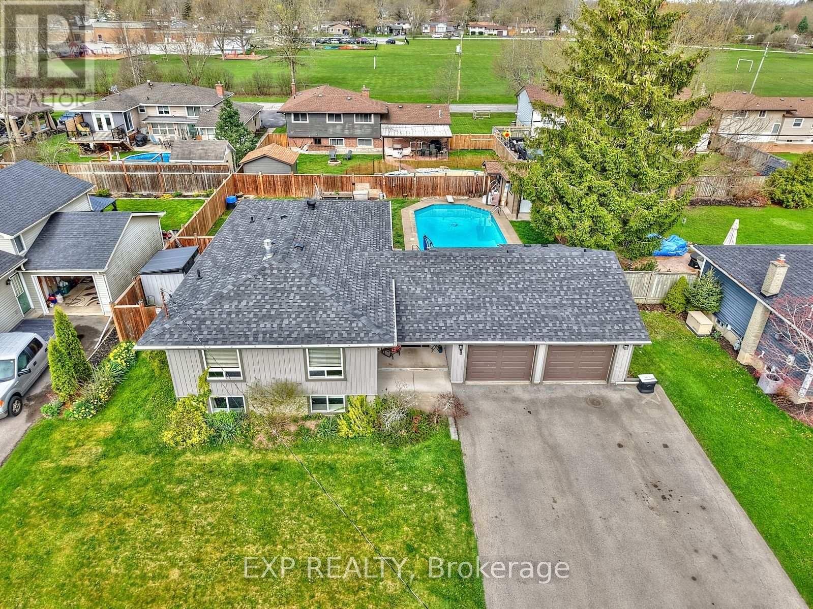 765 GRANDVIEW ROAD Image 40
