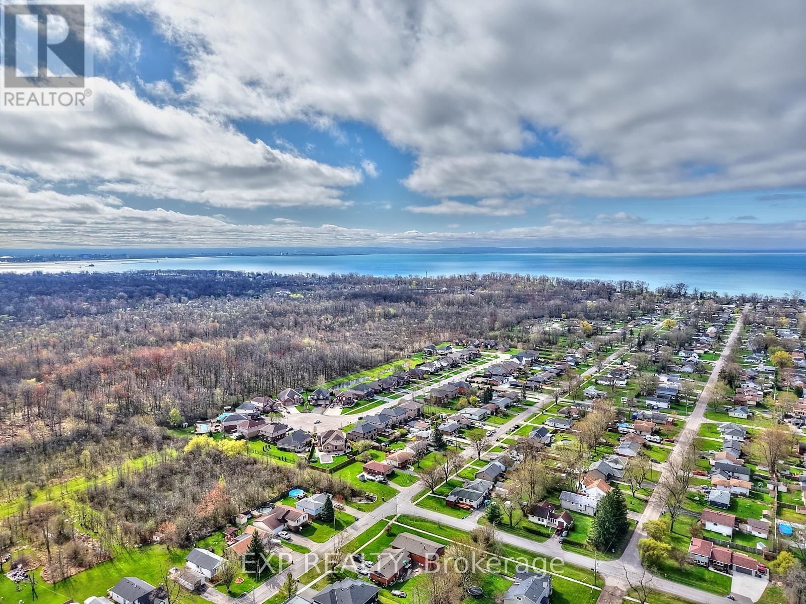 765 GRANDVIEW ROAD Image 47