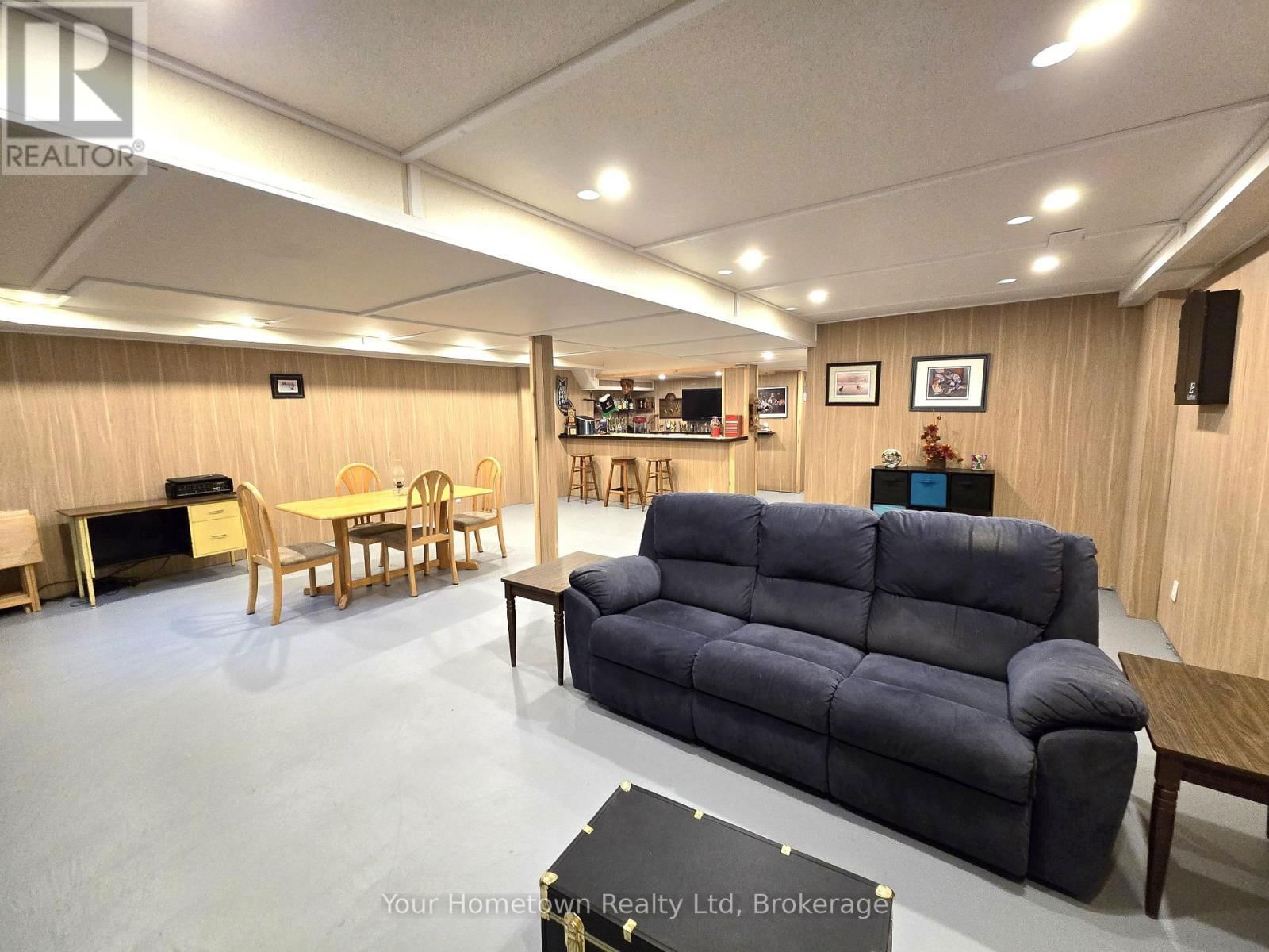 28 MIDDLETON AVENUE Image 17