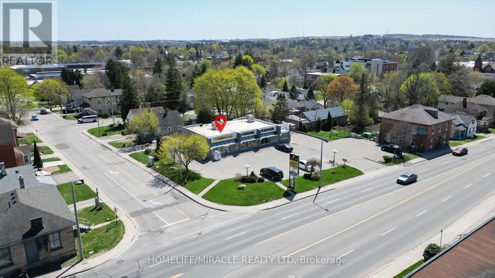 780 DUNDAS STREET Image 4