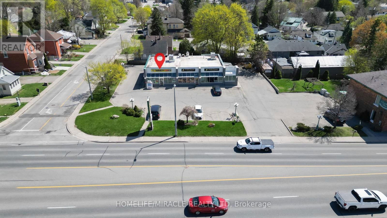 780 DUNDAS STREET Image 5