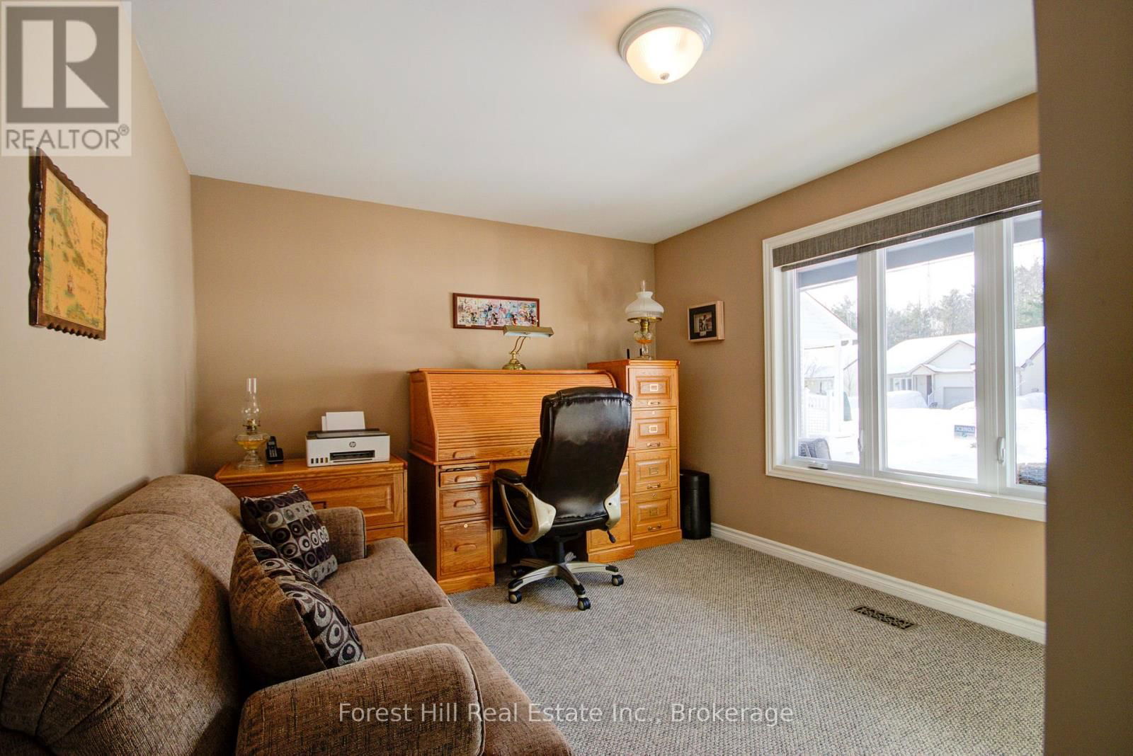 144 PINERIDGE GATE Image 18