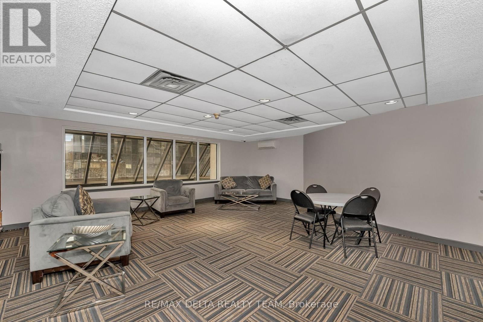 2009 - 199 KENT STREET Image 27