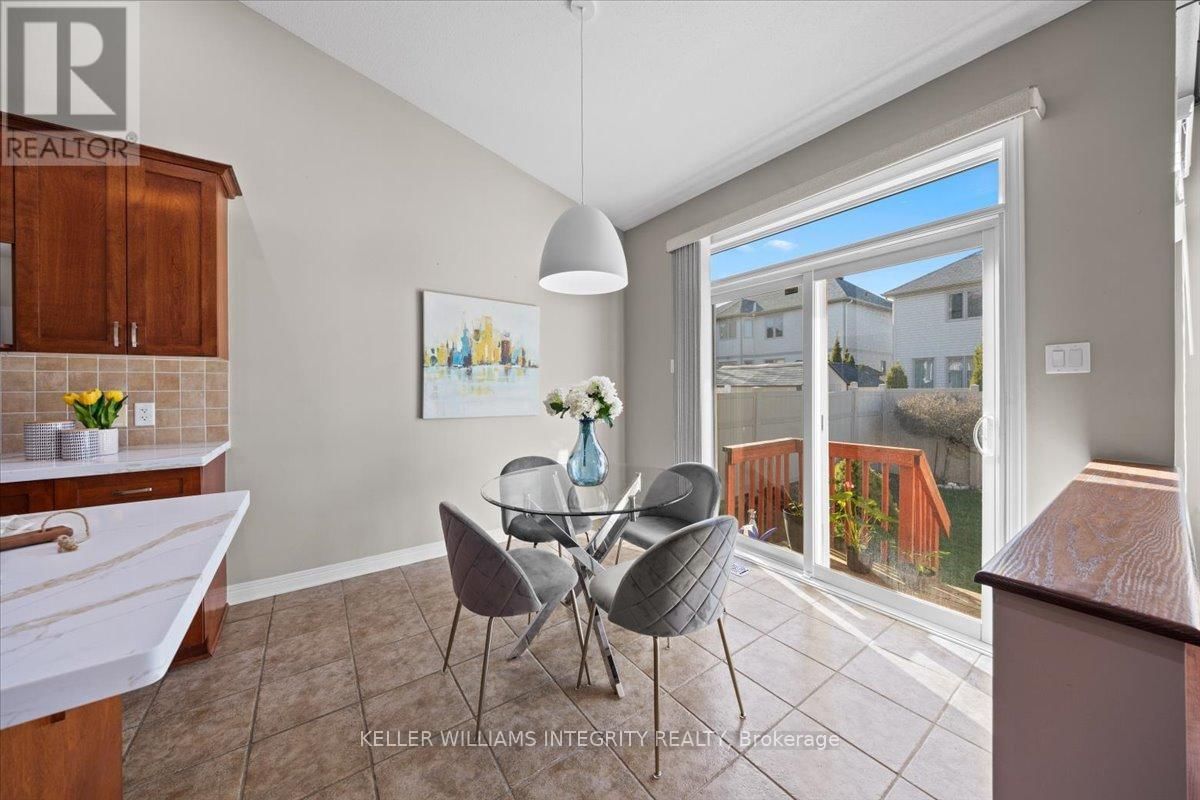 148 RODEO DRIVE Image 13