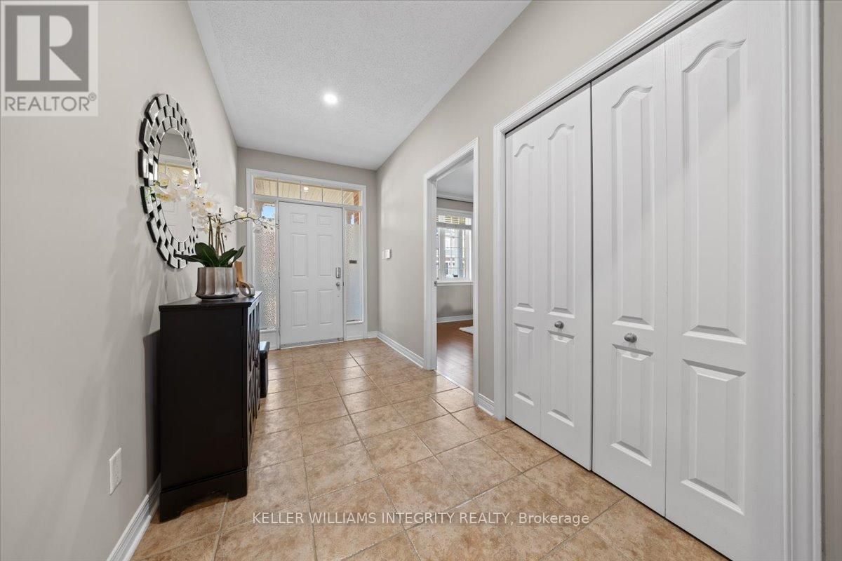 148 RODEO DRIVE Image 4