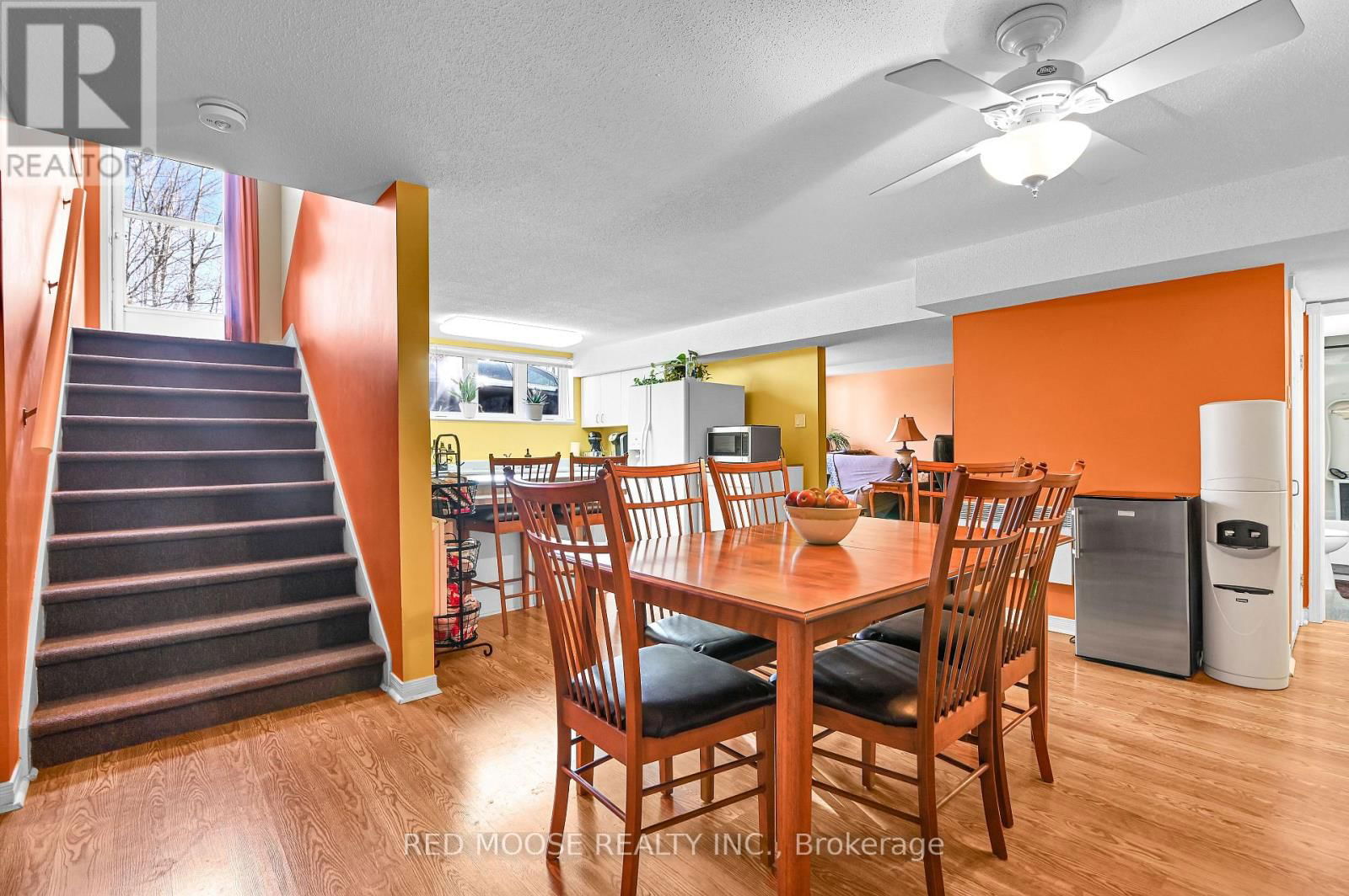 9859 RUSSELL ROAD Image 31
