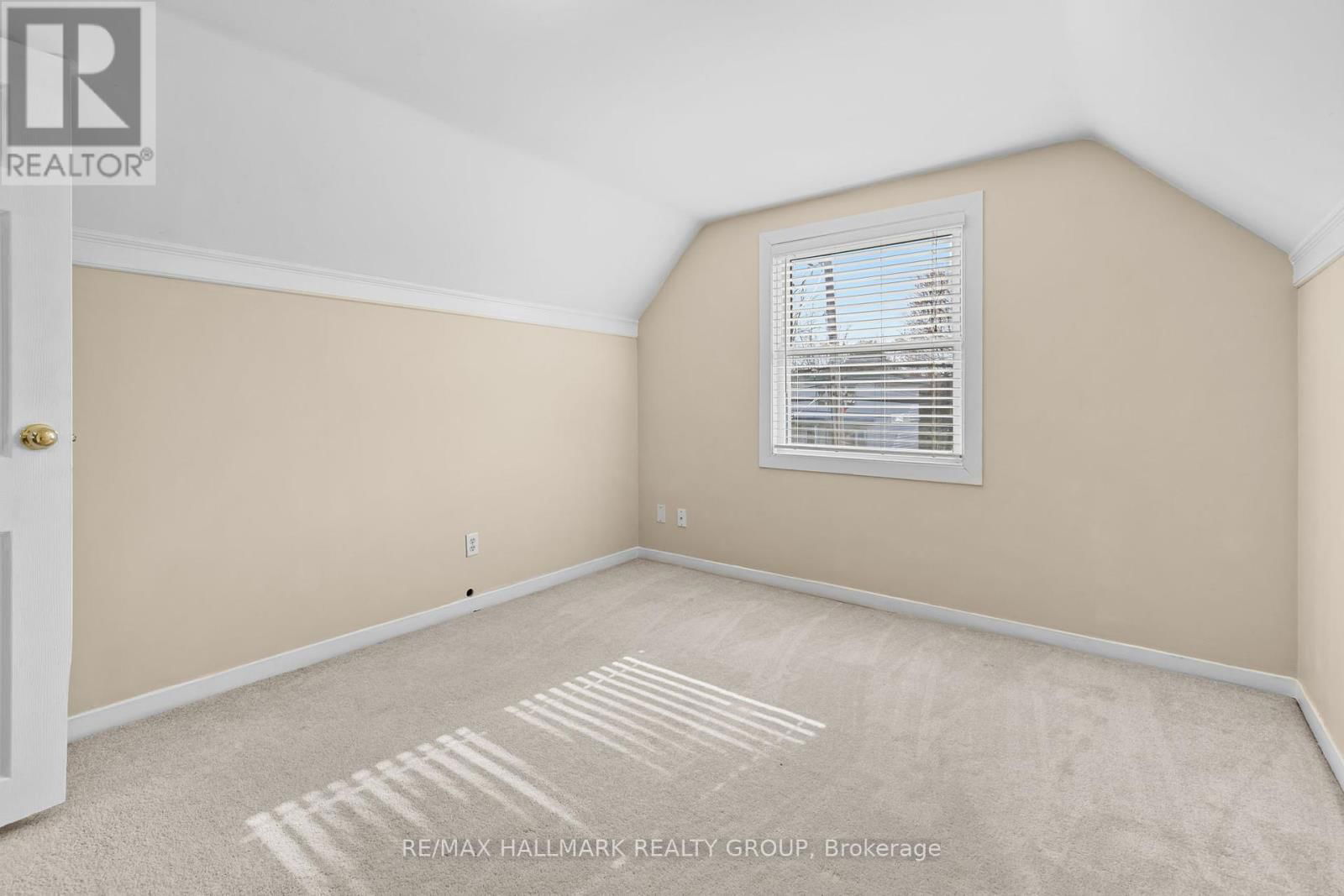 1422 GOTH AVENUE Image 20
