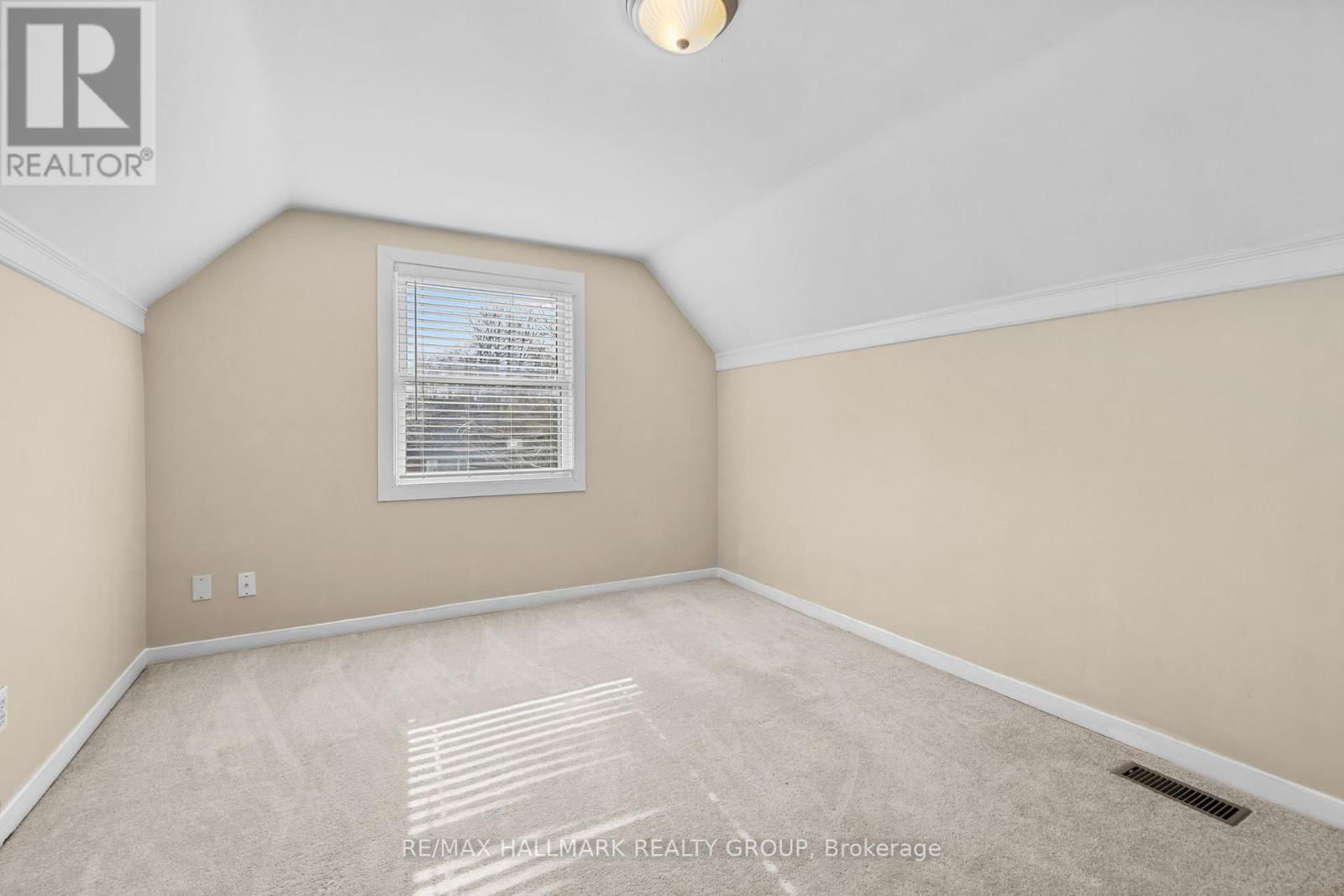 1422 GOTH AVENUE Image 22
