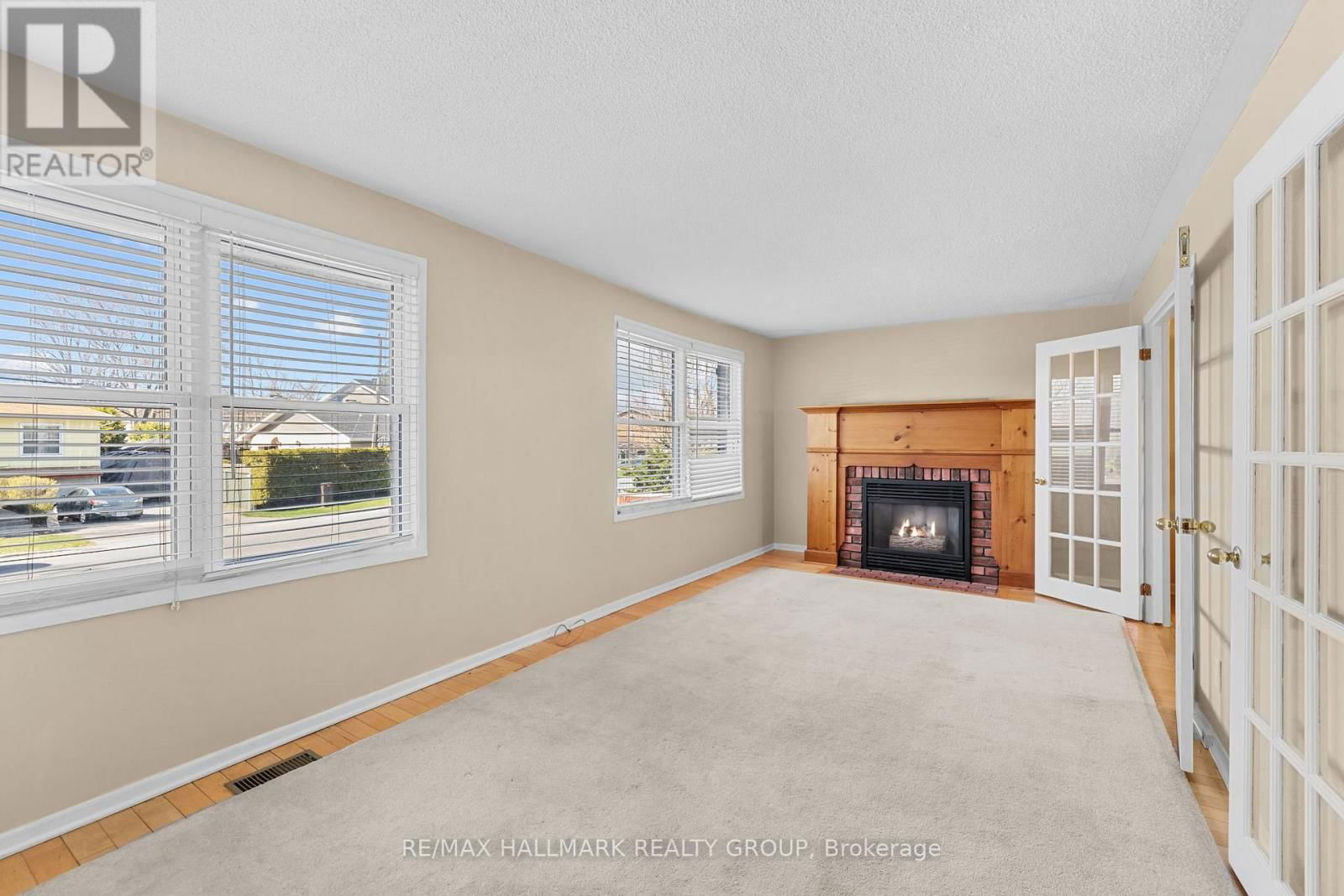 1422 GOTH AVENUE Image 6