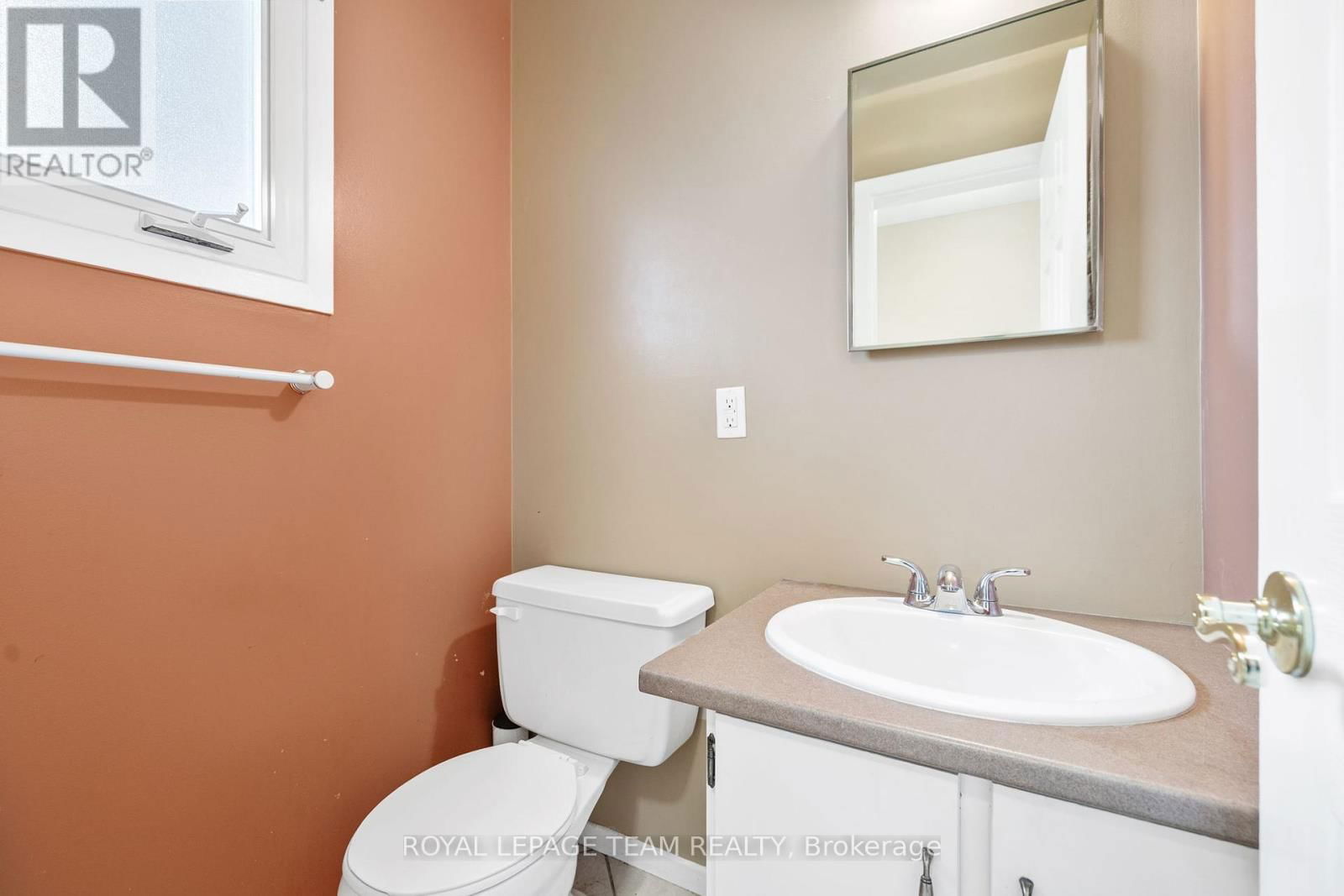 2245 ORIENT PARK DRIVE Image 17