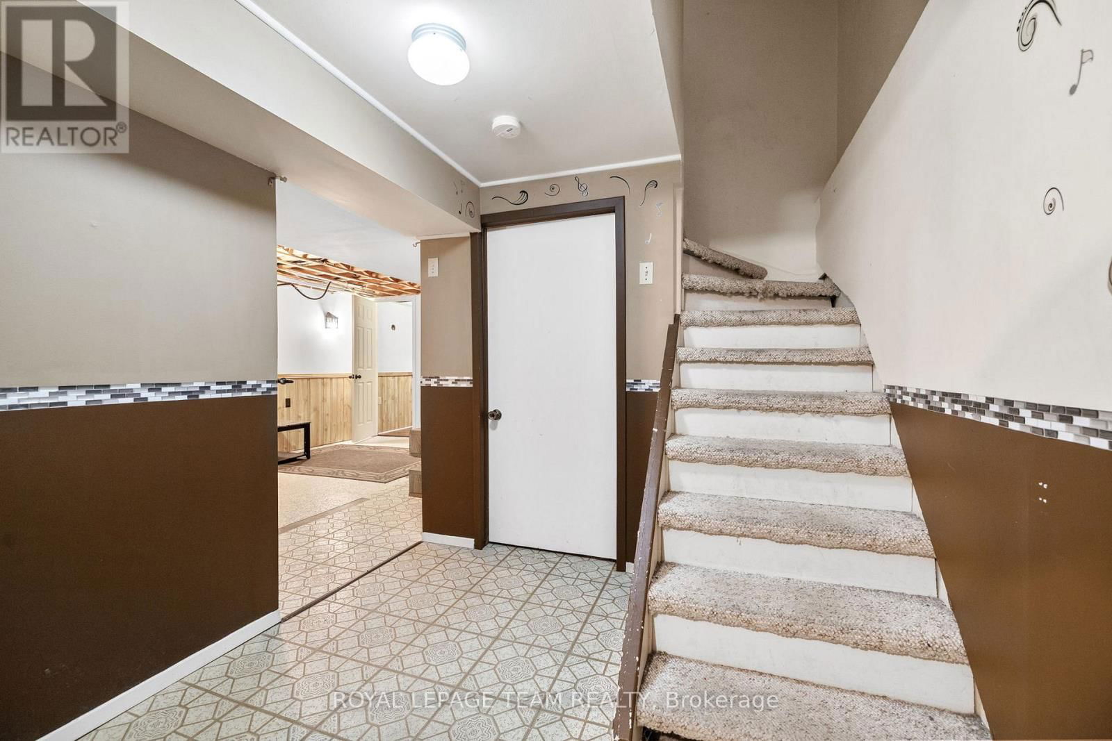 2245 ORIENT PARK DRIVE Image 27