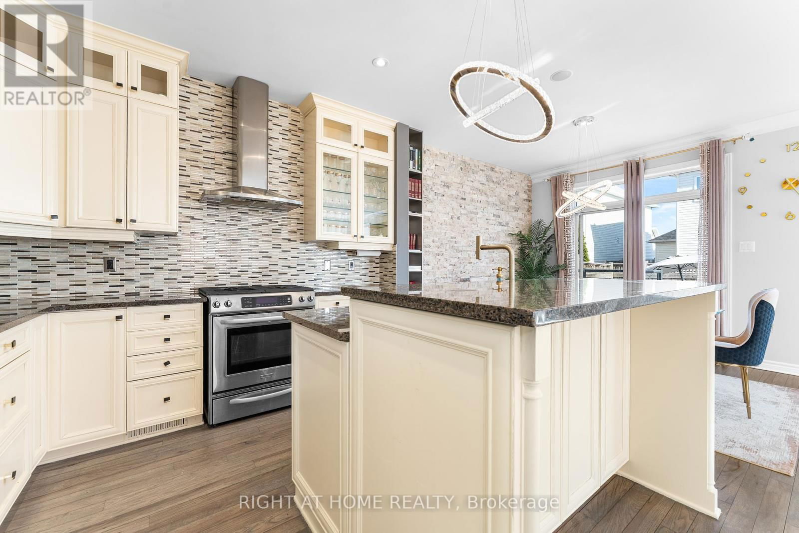 475 HARVEST VALLEY AVENUE Image 21