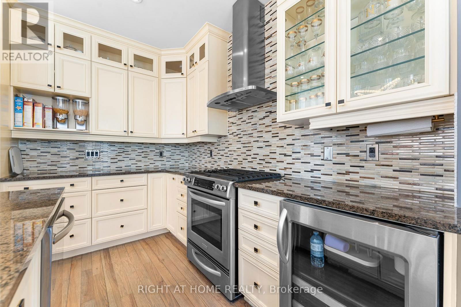 475 HARVEST VALLEY AVENUE Image 25
