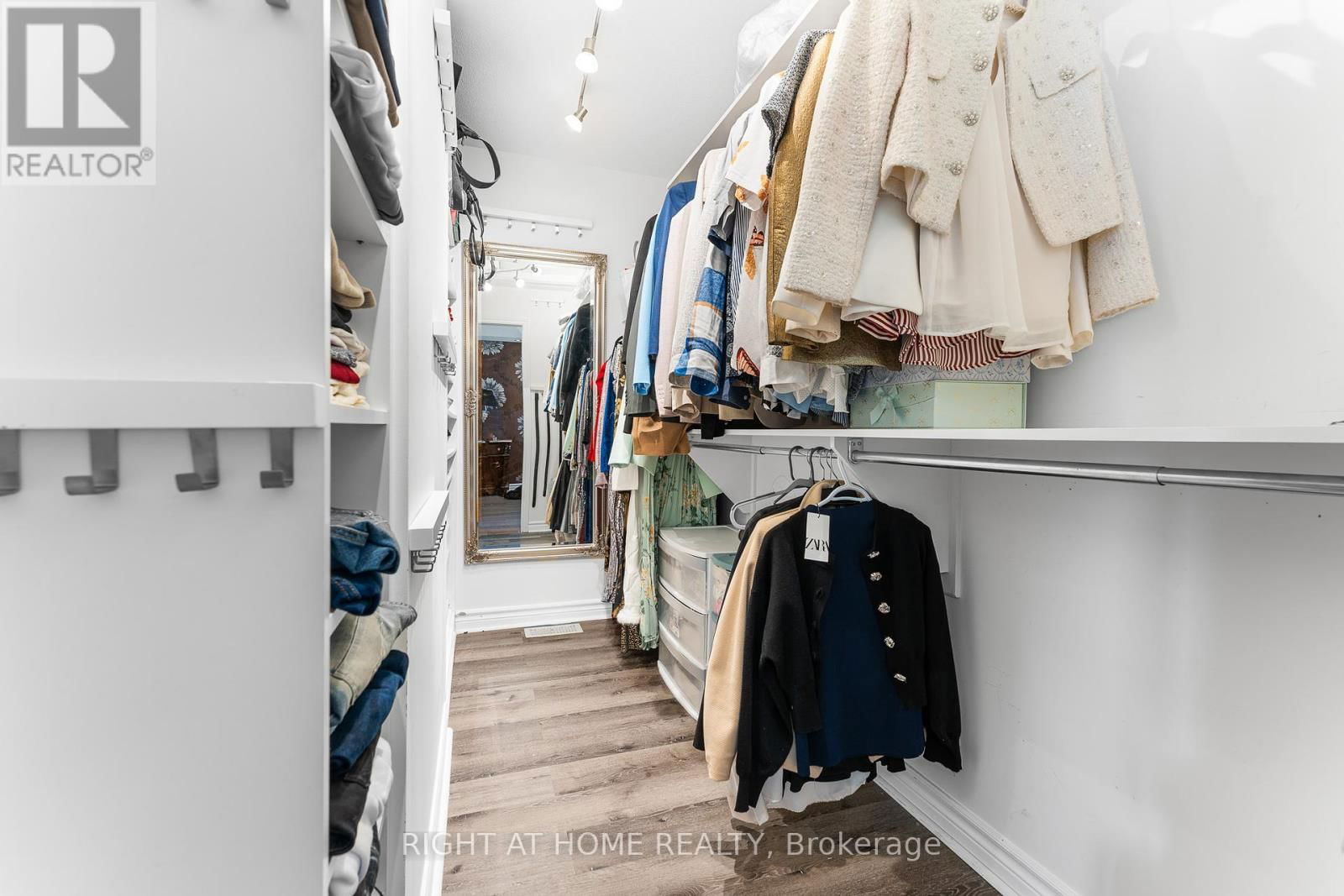 475 HARVEST VALLEY AVENUE Image 31