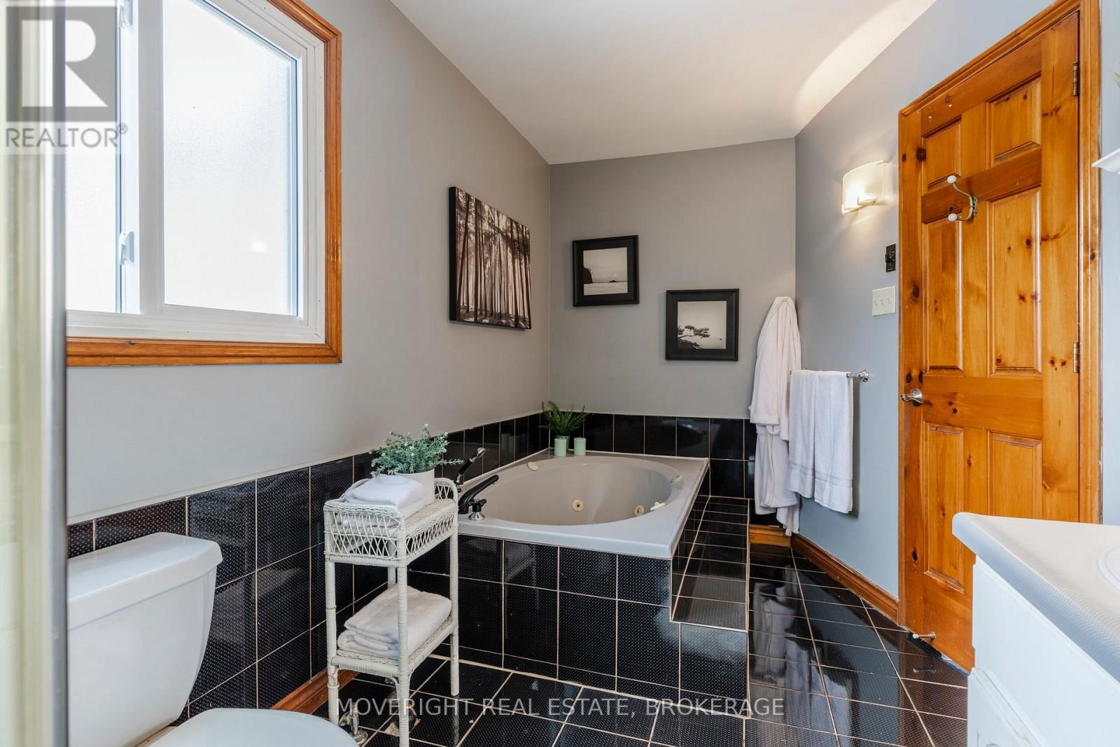 62 TEMPLER DRIVE Image 26