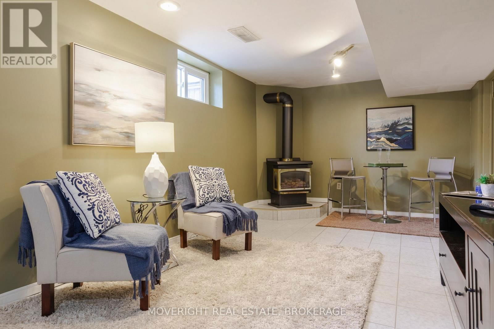 62 TEMPLER DRIVE Image 36