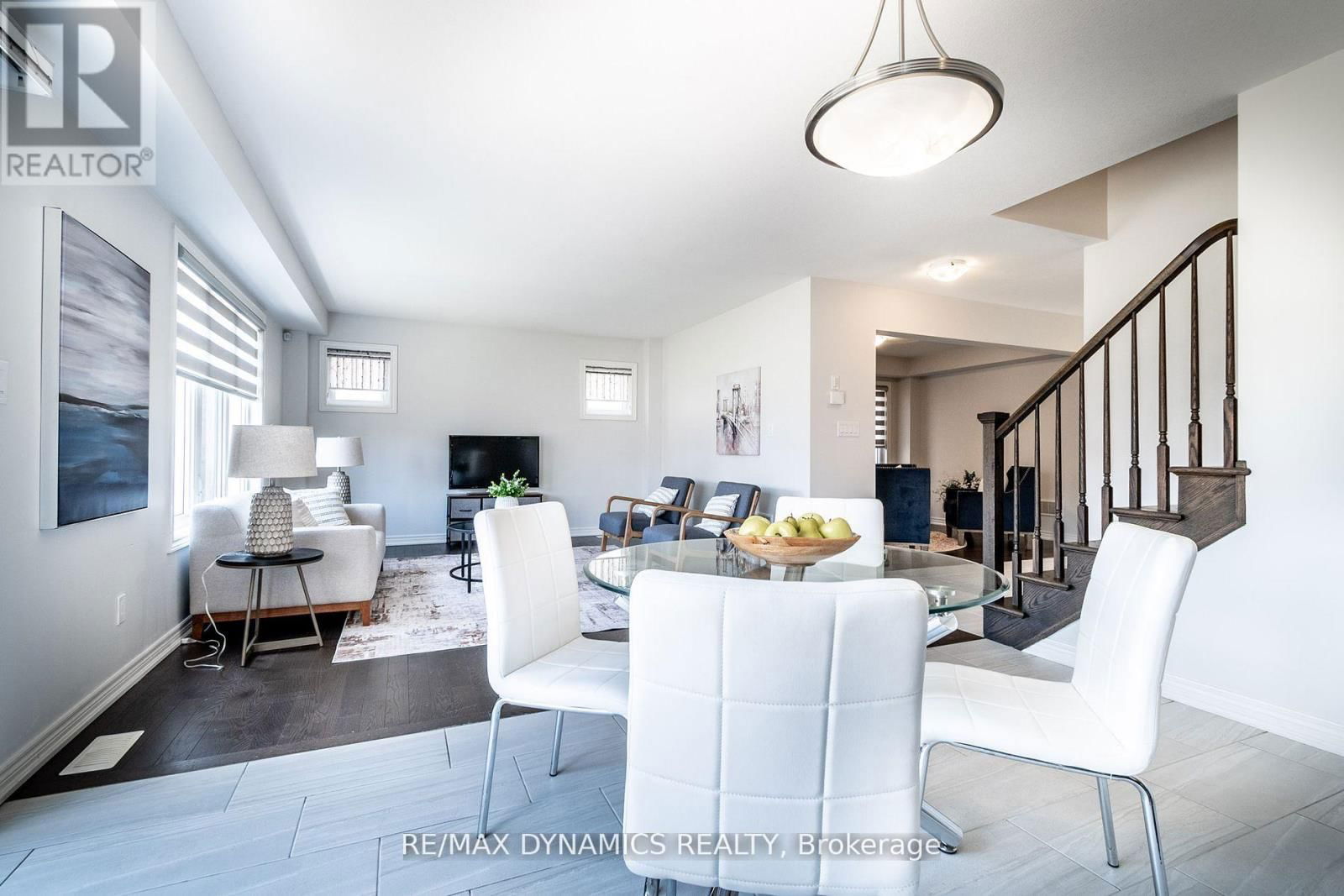 34 CROW STREET Image 14