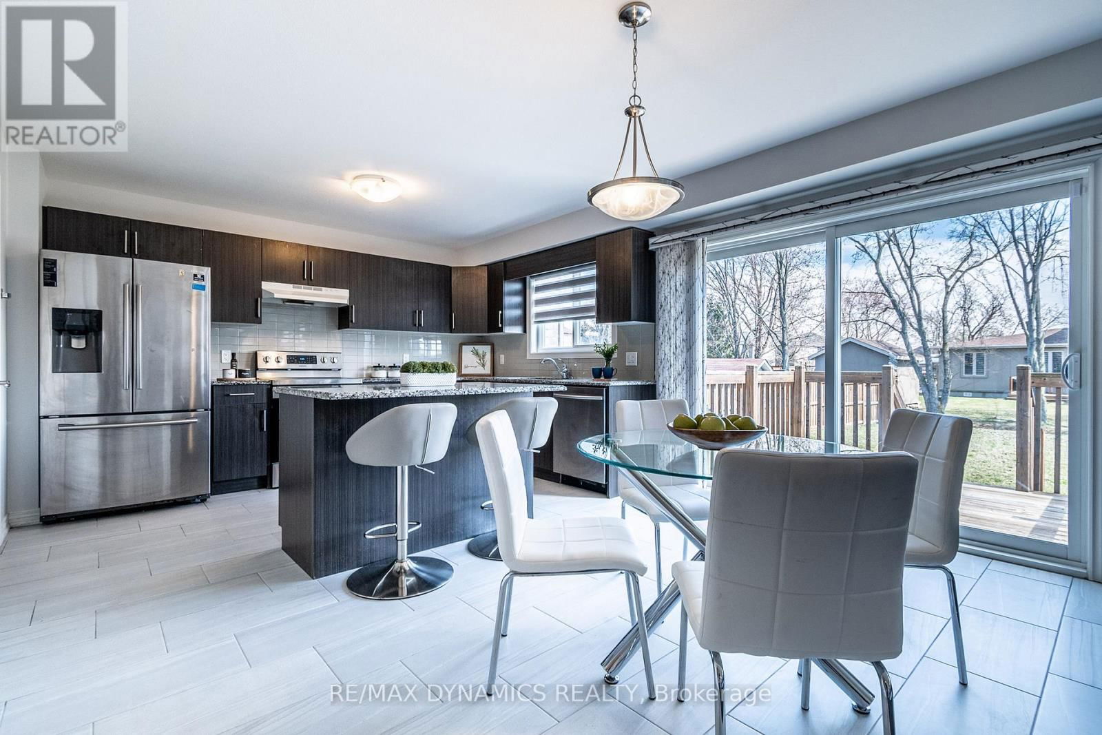 34 CROW STREET Image 15