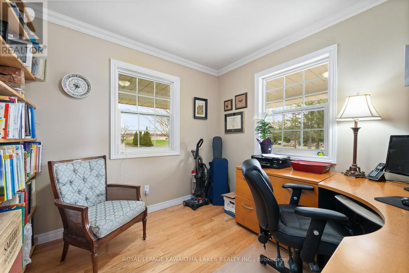 890 WOODVILLE ROAD Image 19