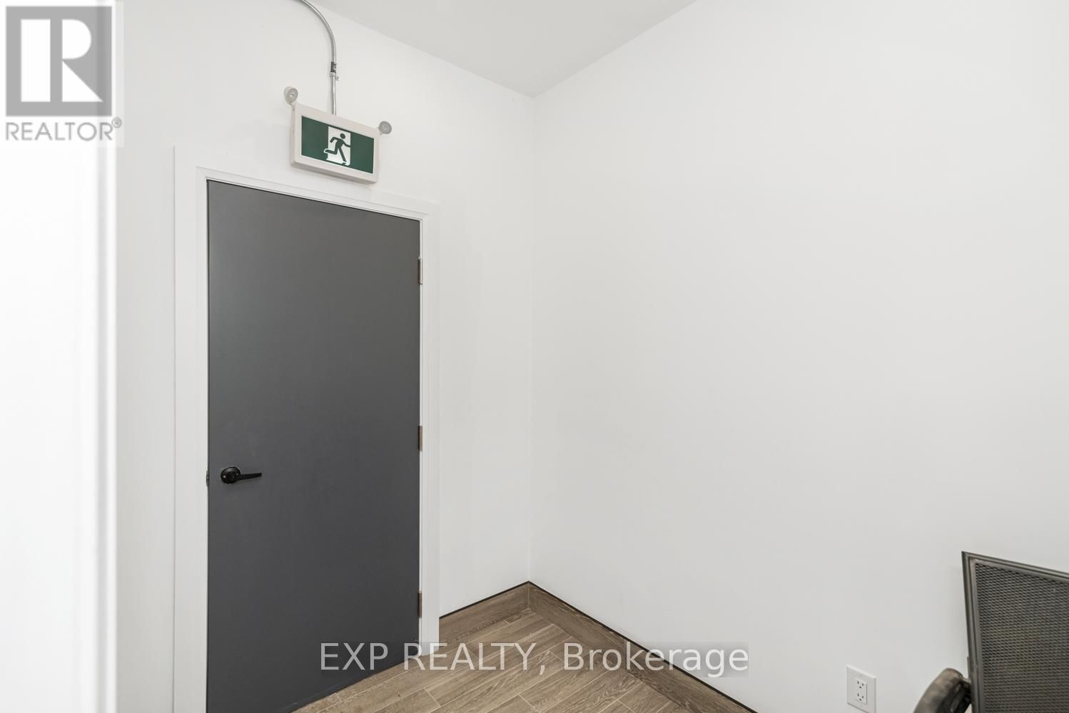 5848 FERRY STREET Image 7